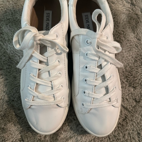 Steve Madden sneakers - Picture 8 of 10